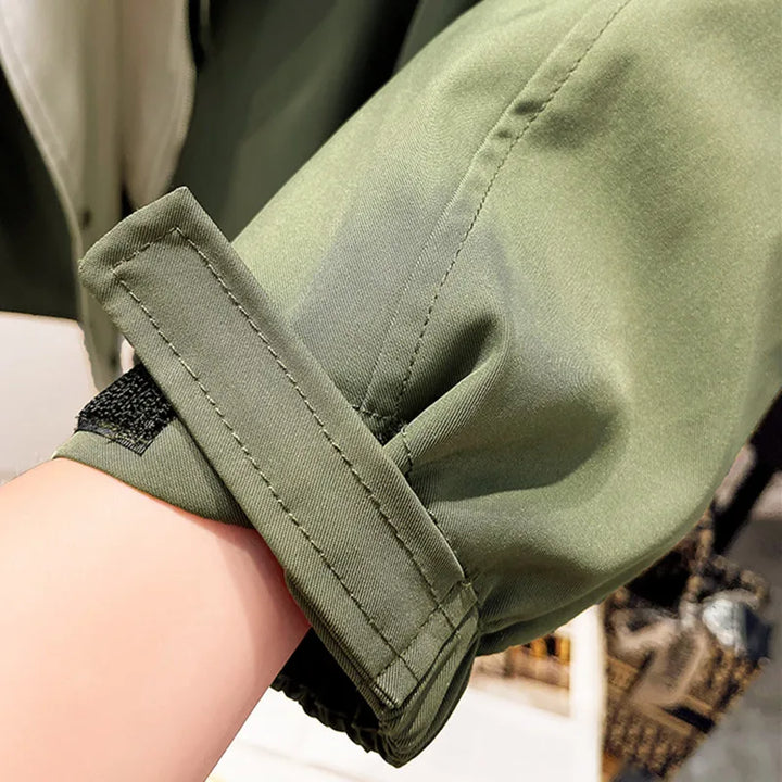 Beate - Stilren vattenavvisande trenchcoat